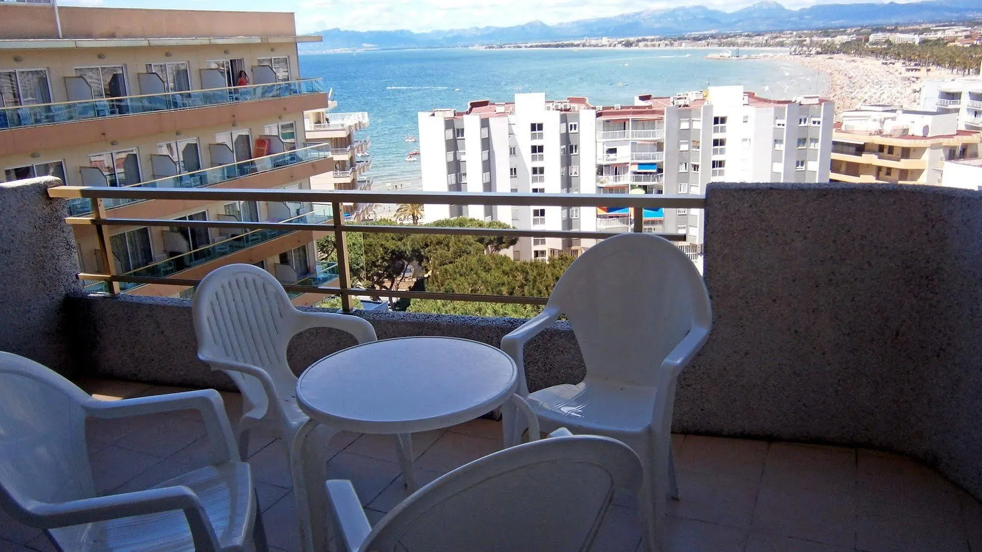 Almonsa Playa Apartment Salou Spain